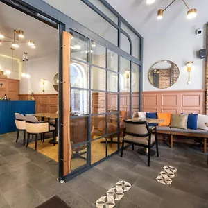 Hotel Balo, Istanbul
