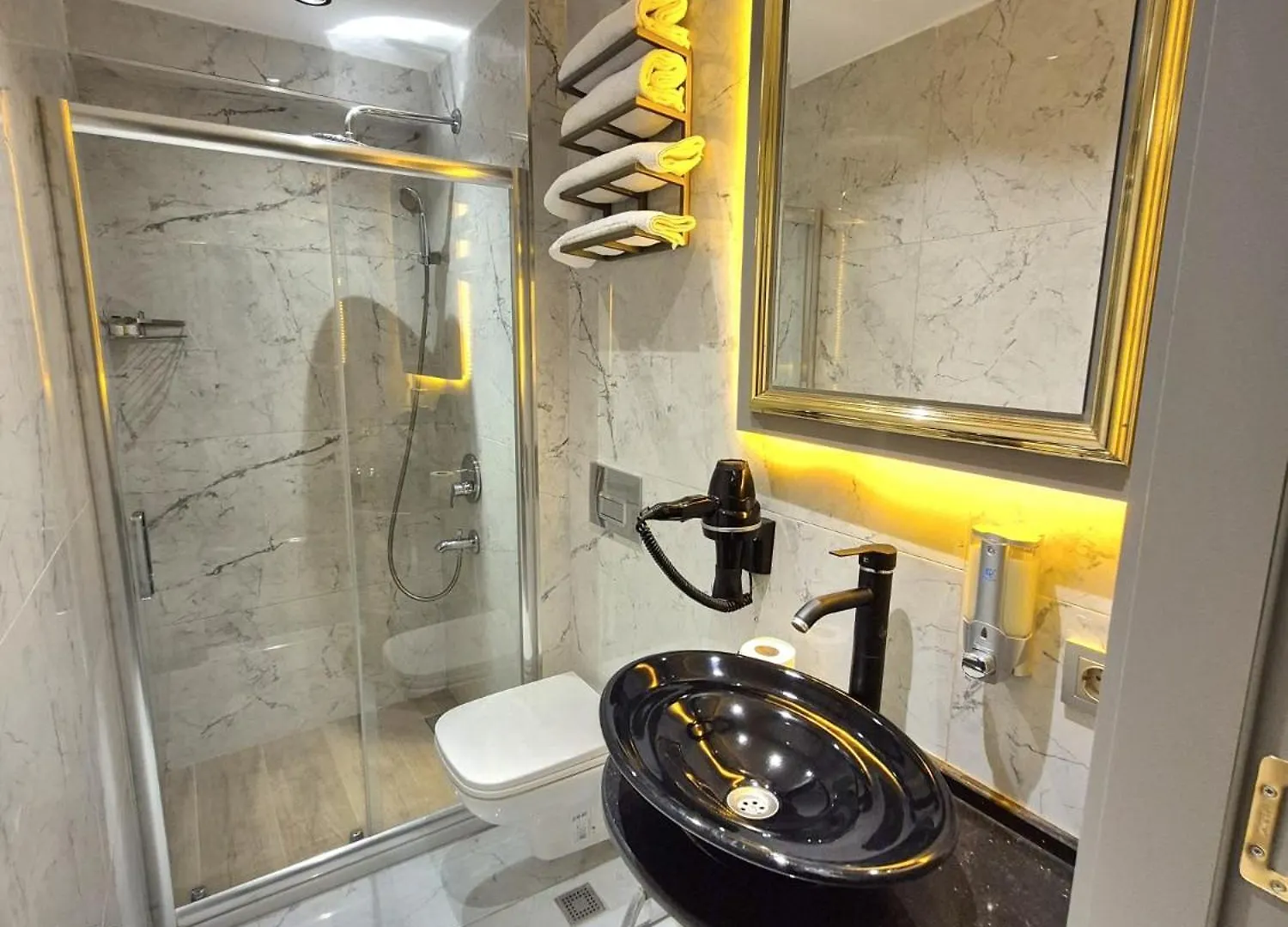 Taksim La Marino Hotel İstanbul